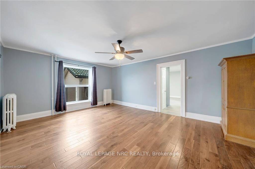 Welland, ON L3C 4Z8,115 West Main ST