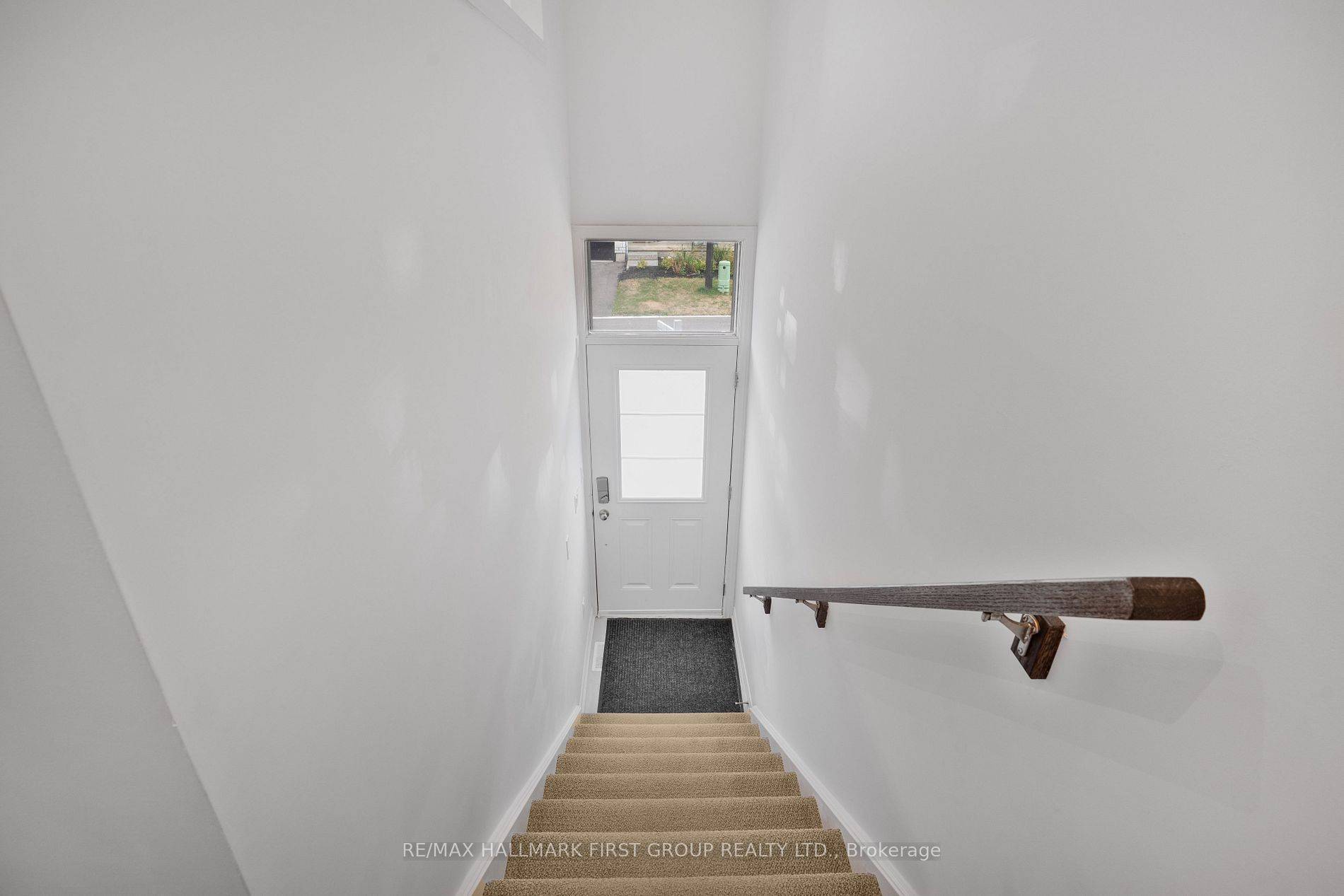 Brant, ON N3L 0N2,120 Court DR #28