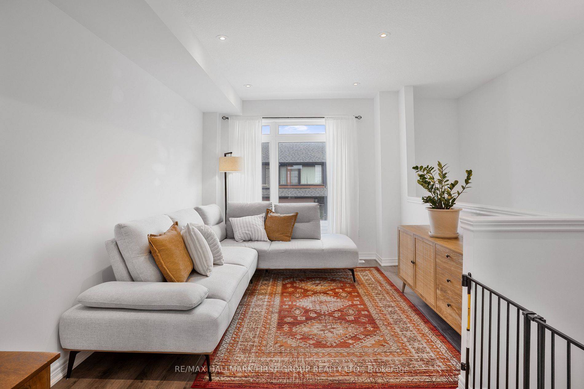 Brant, ON N3L 0N2,120 Court DR #28