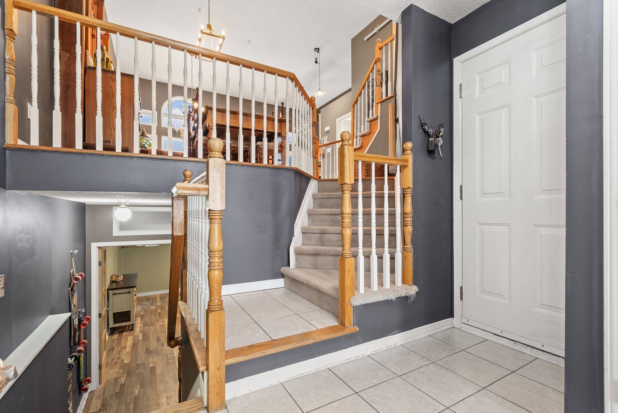 Blossom Park - Airport And Area, ON K1T 4A7,246 Gladeview Private