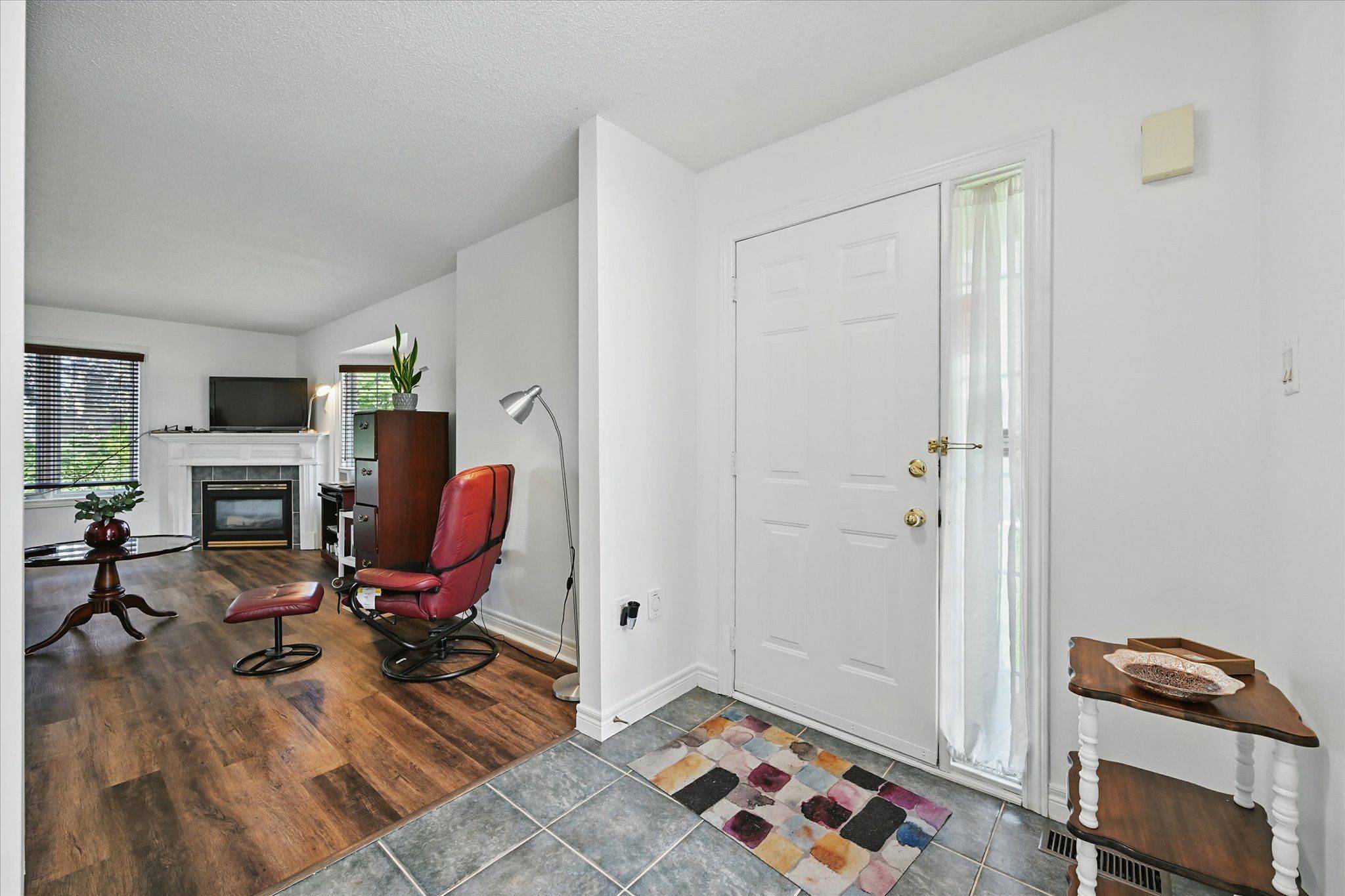 Hamilton, ON L8E 5W8,469 Dewitt RD