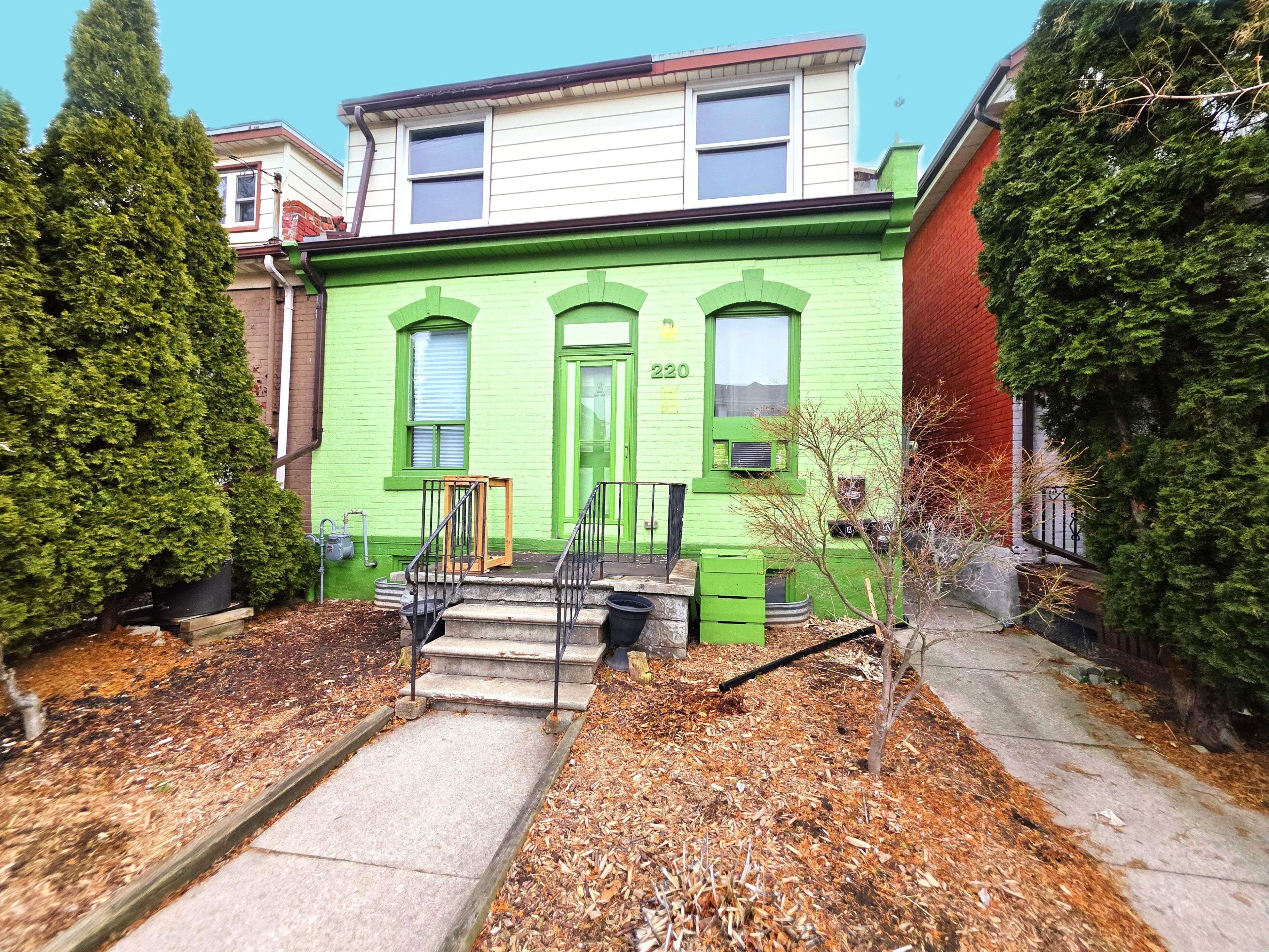 Hamilton, ON L8L 5K8,220 Emerald ST N