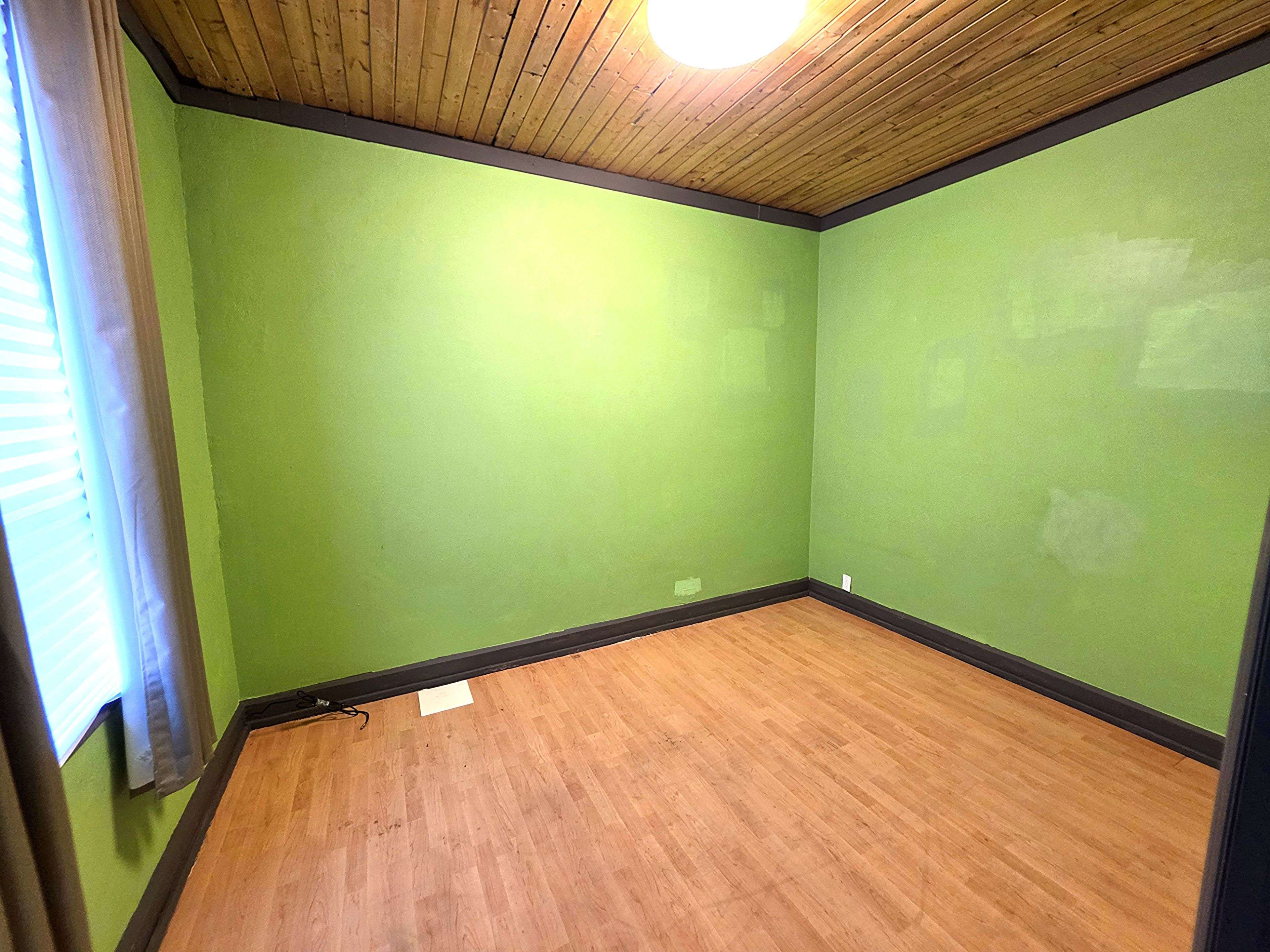 Hamilton, ON L8L 5K8,220 Emerald ST N