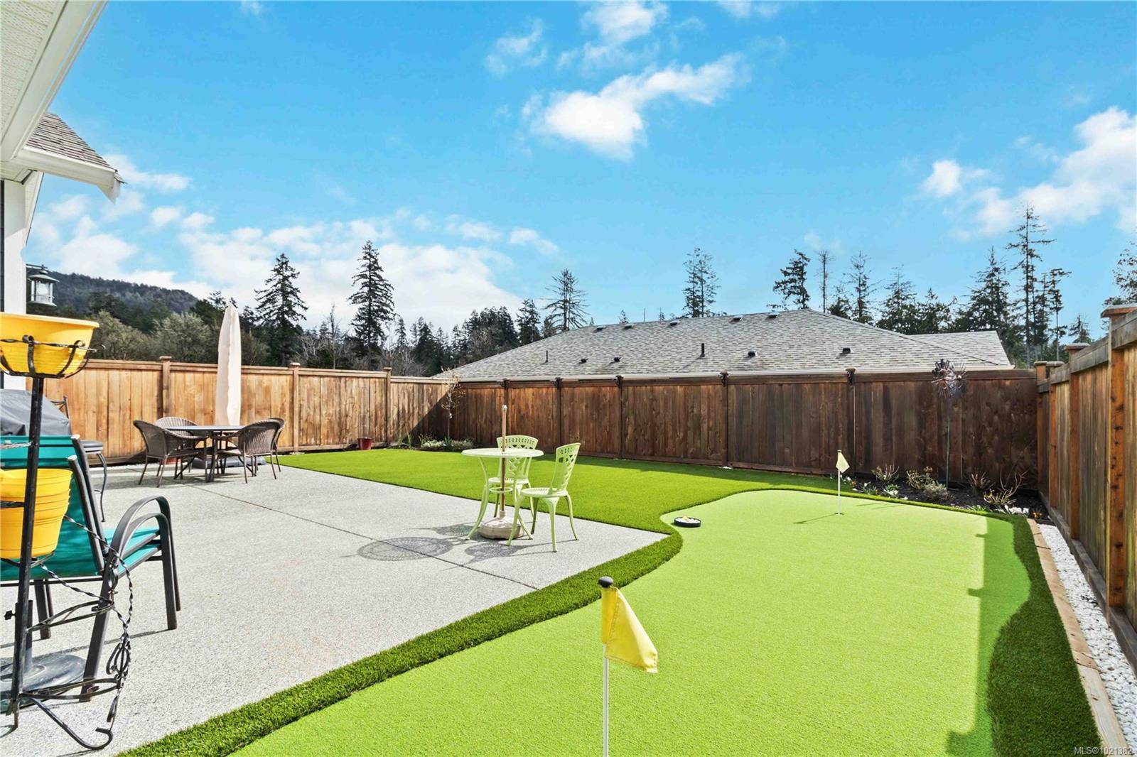 Sooke, BC V9Z 1N9,2459 Fern Way