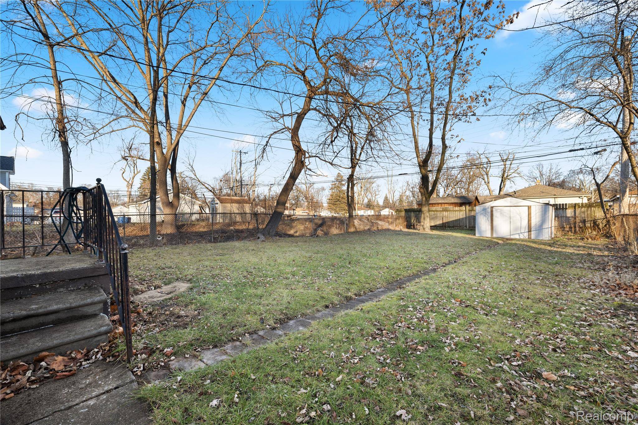 Dearborn Heights, MI 48125,5627 Gertrude ST