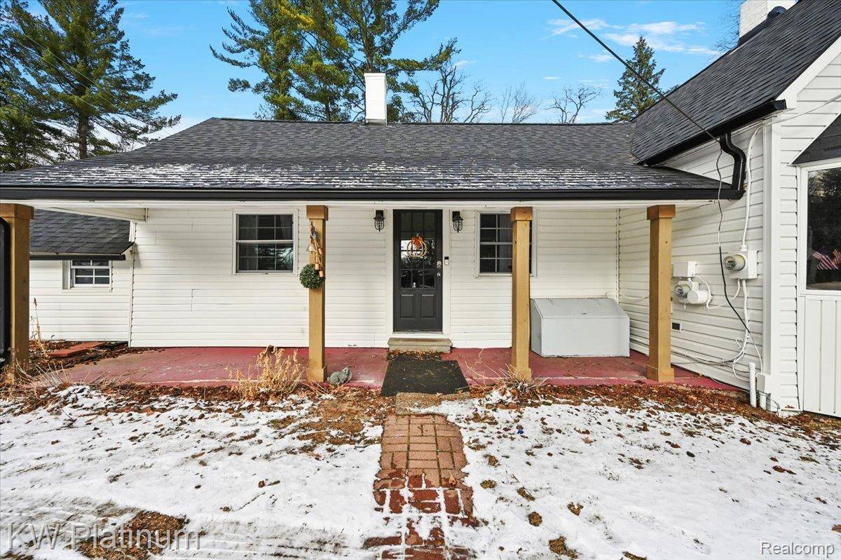 Clay, MI 48001,8658 Marsh RD