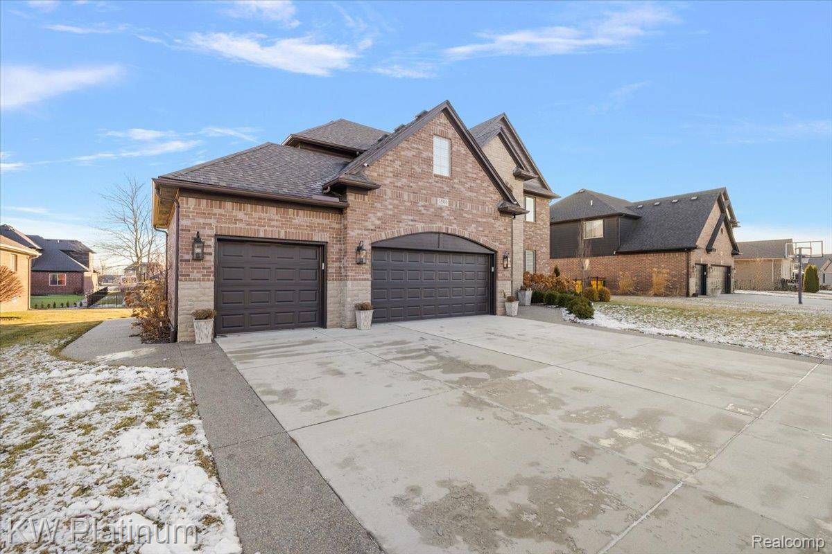 New Baltimore, MI 48047,35910 Glenville DR