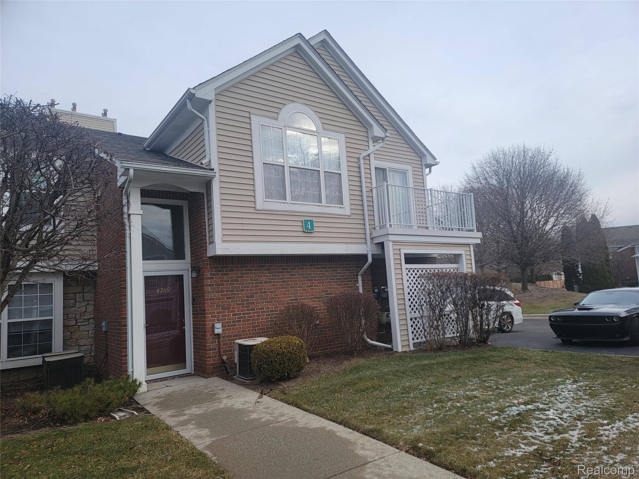 Sterling Heights, MI 48314,4269 Berkshire DR