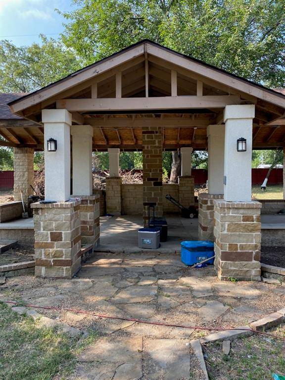 Fort Worth, TX 76103,825 S Hughes Avenue