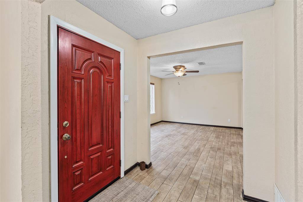 Fort Worth, TX 76112,108 Silverleaf Drive