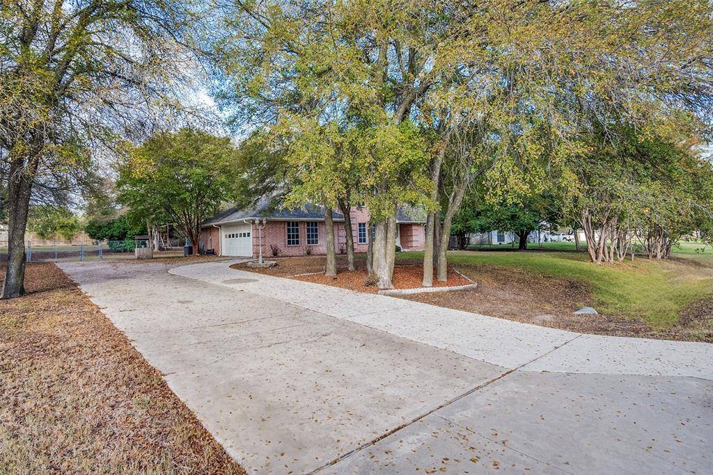 Weatherford, TX 76087,221 Valley Ranch Road