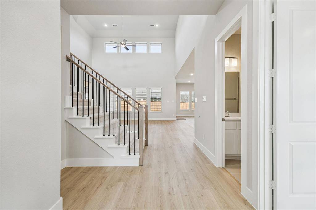 Waxahachie, TX 75165,523 Blackwater Trail