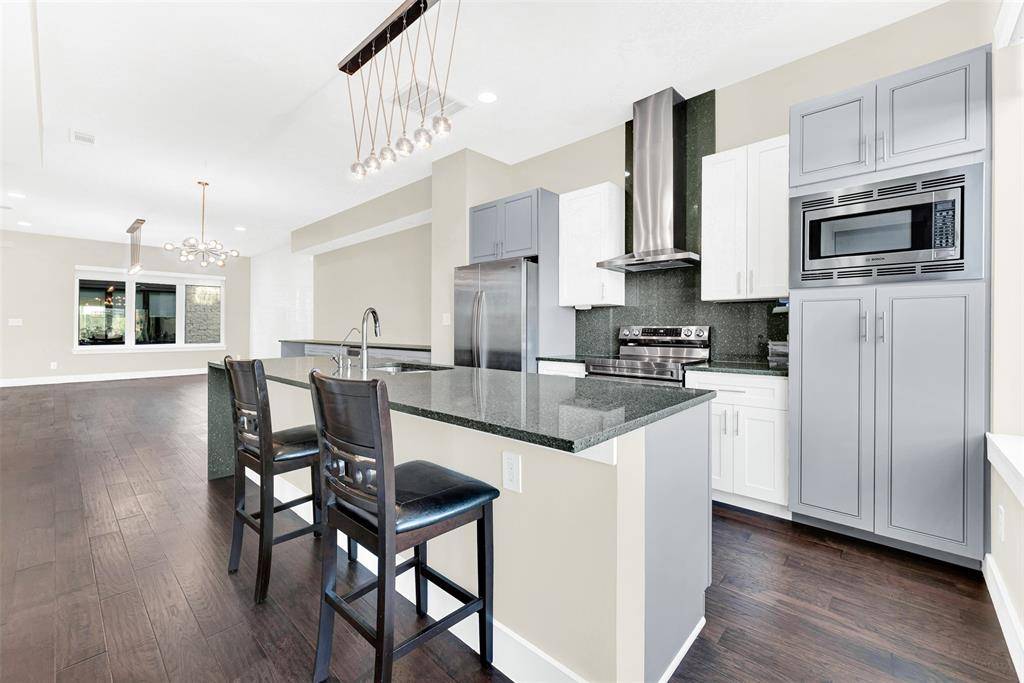 Farmers Branch, TX 75244,4060 Spring Valley Road #105