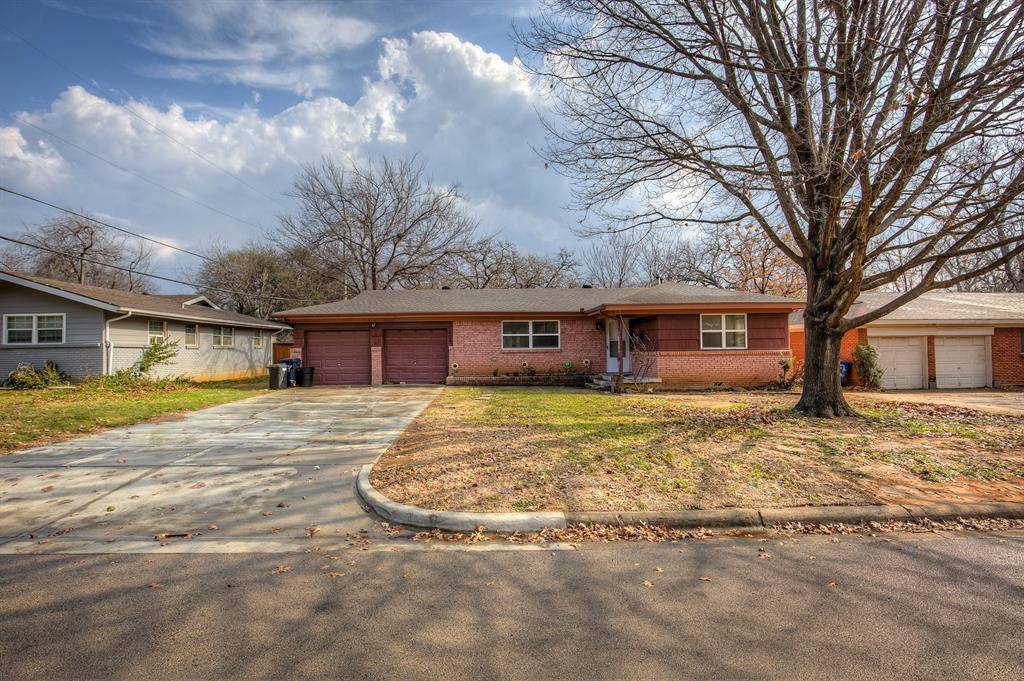 Euless, TX 76040,405 Vine Street