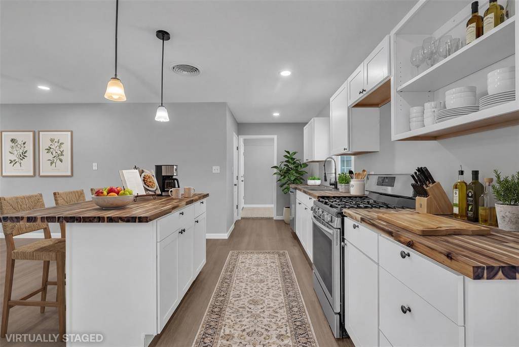 Fort Worth, TX 76133,4937 Rutland Avenue