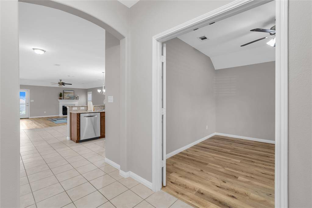 Little Elm, TX 75068,2756 Cresent Lake Drive