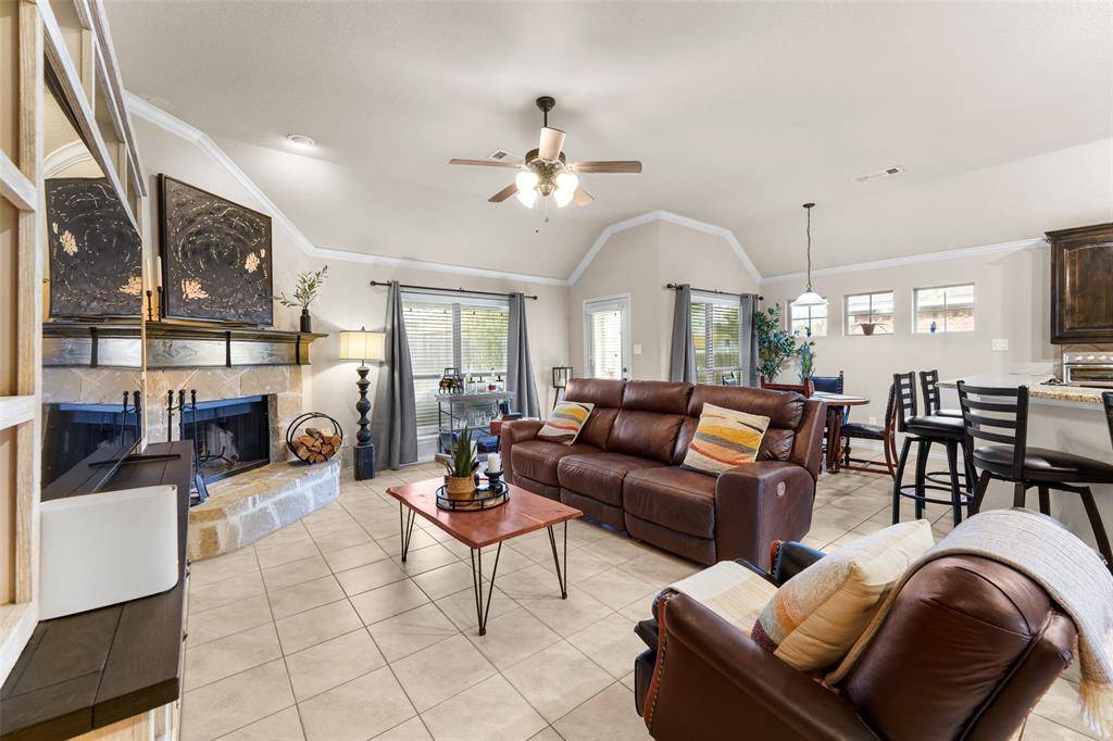 Fort Worth, TX 76179,5857 Pearl Oyster Lane