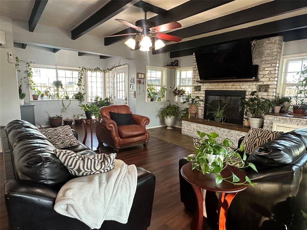 Azle, TX 76020,1425 West Road #199AZ