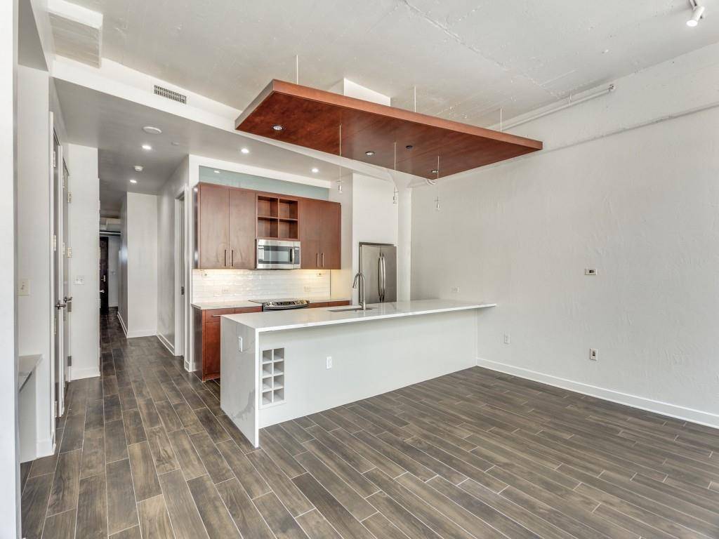 Fort Worth, TX 76107,2600 W 7th Street #1613