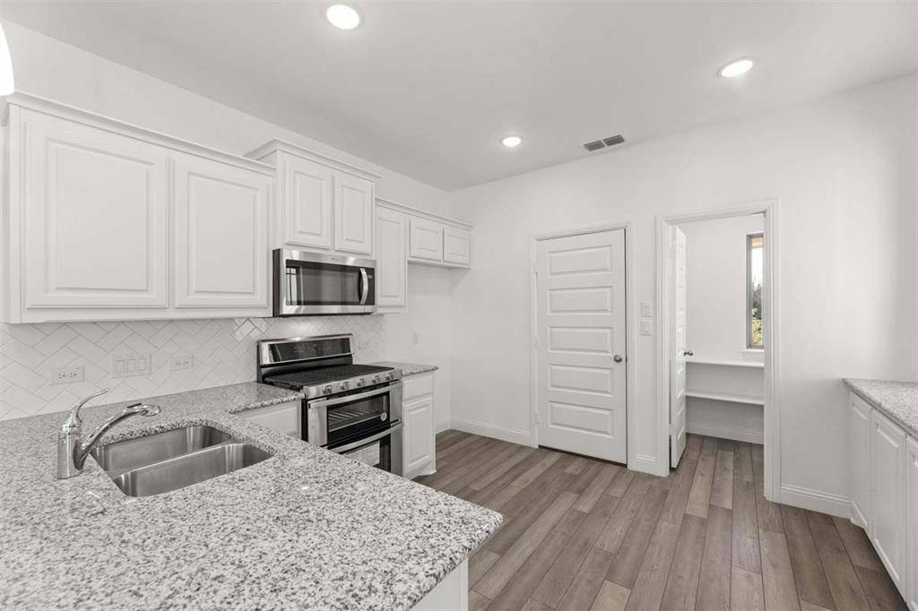 Aubrey, TX 76227,1636 Meadow Crest Drive