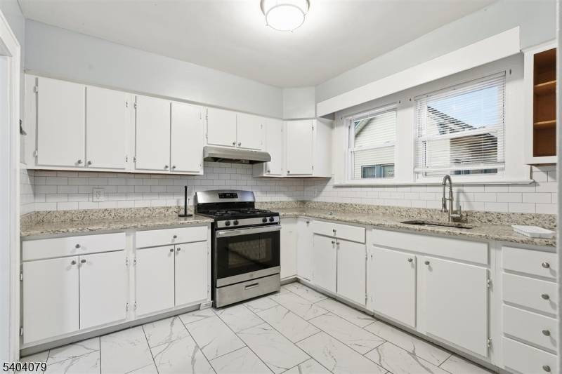 Newark City, NJ 07106,28 Monticello Ave