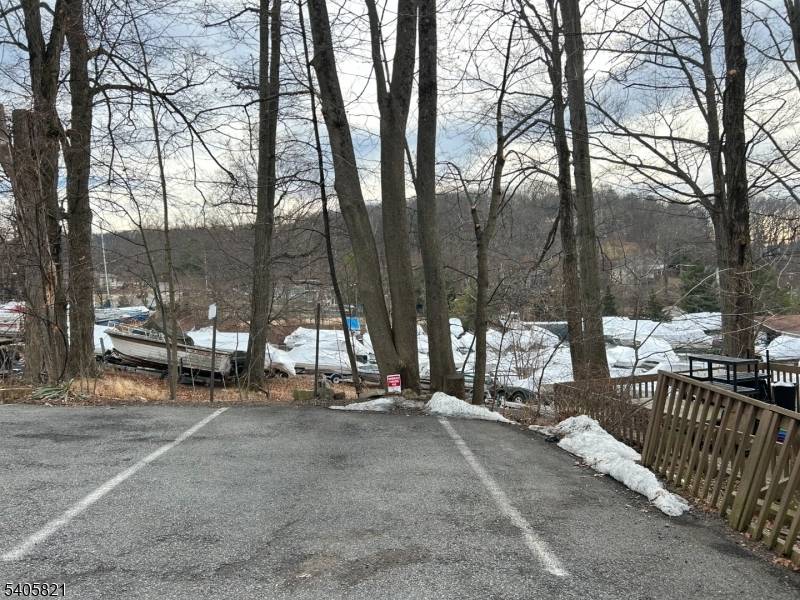 Mount Arlington Boro, NJ 07856,19 Windemere Ave