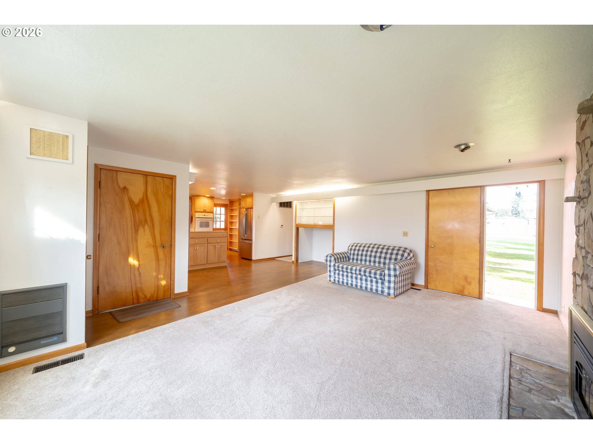 Mill City, OR 97360,1090 SE 3RD AVE