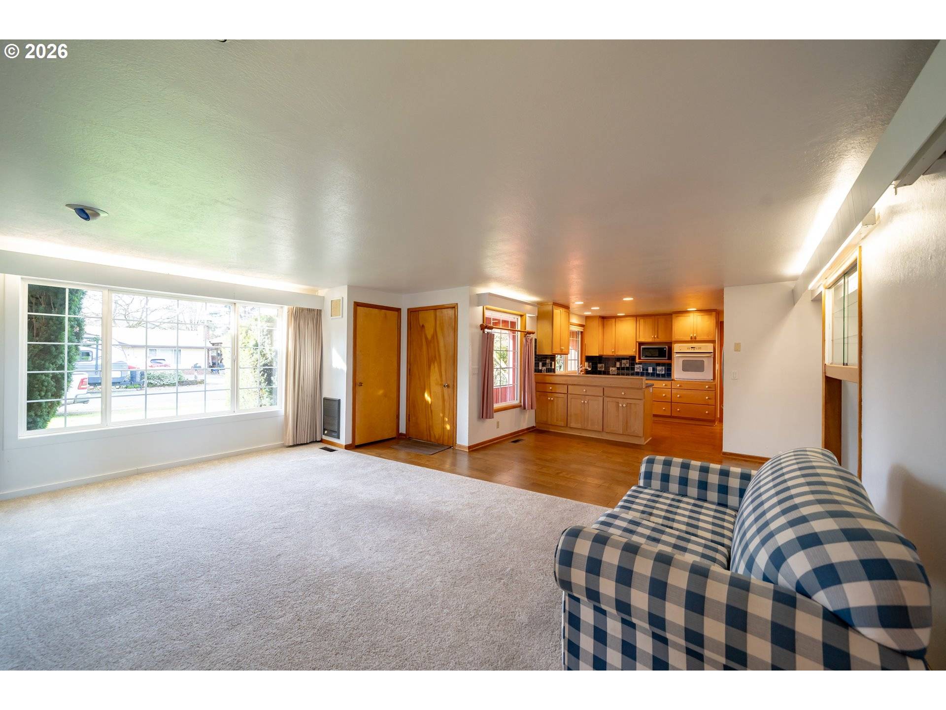 Mill City, OR 97360,1090 SE 3RD AVE