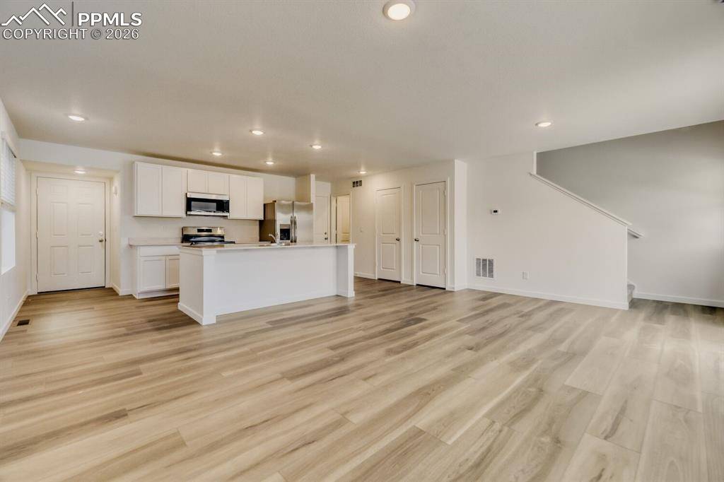 Colorado Springs, CO 80908,8962 Blue Feather LOOP