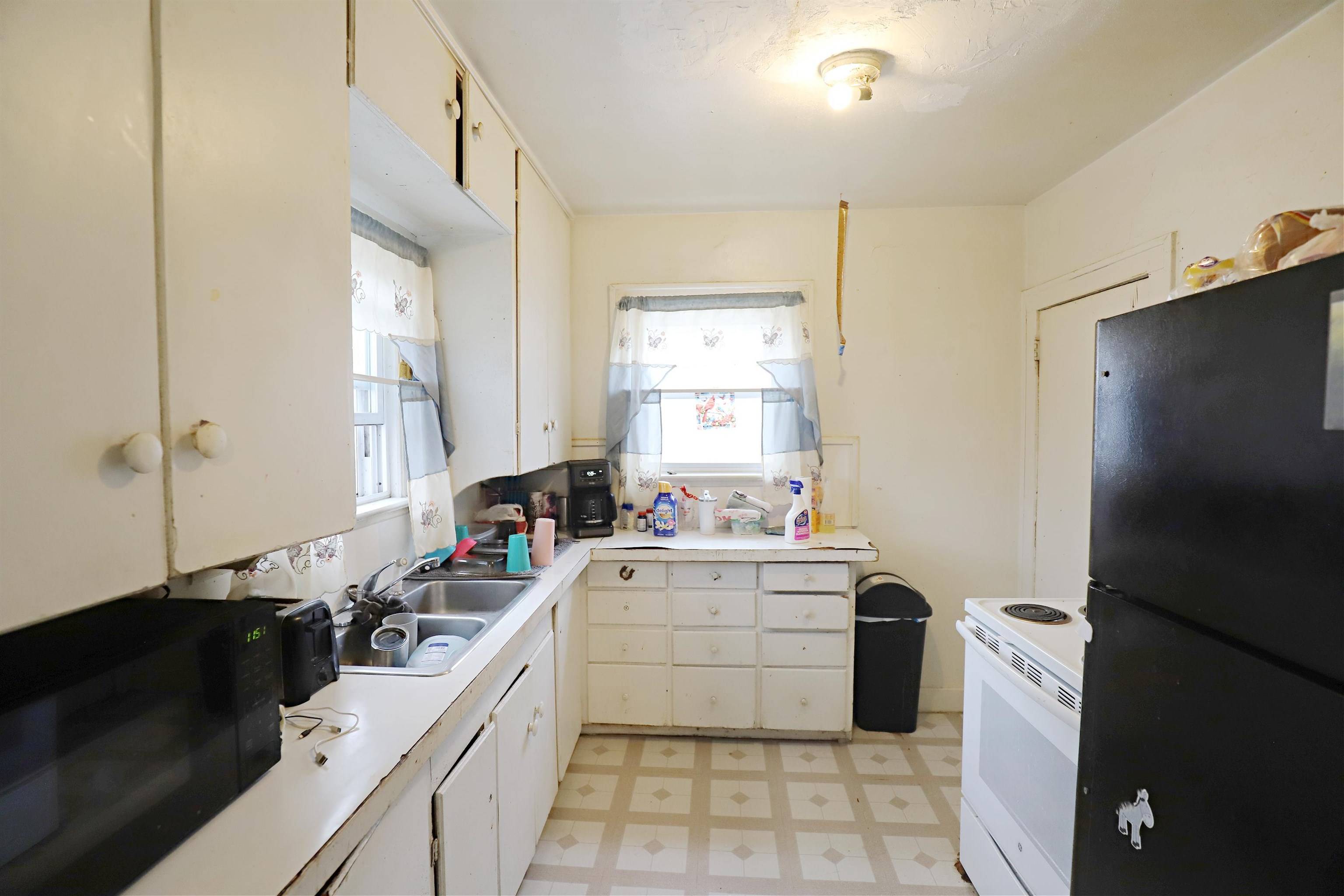 Montrose, MI 48457,245 N Saginaw ST