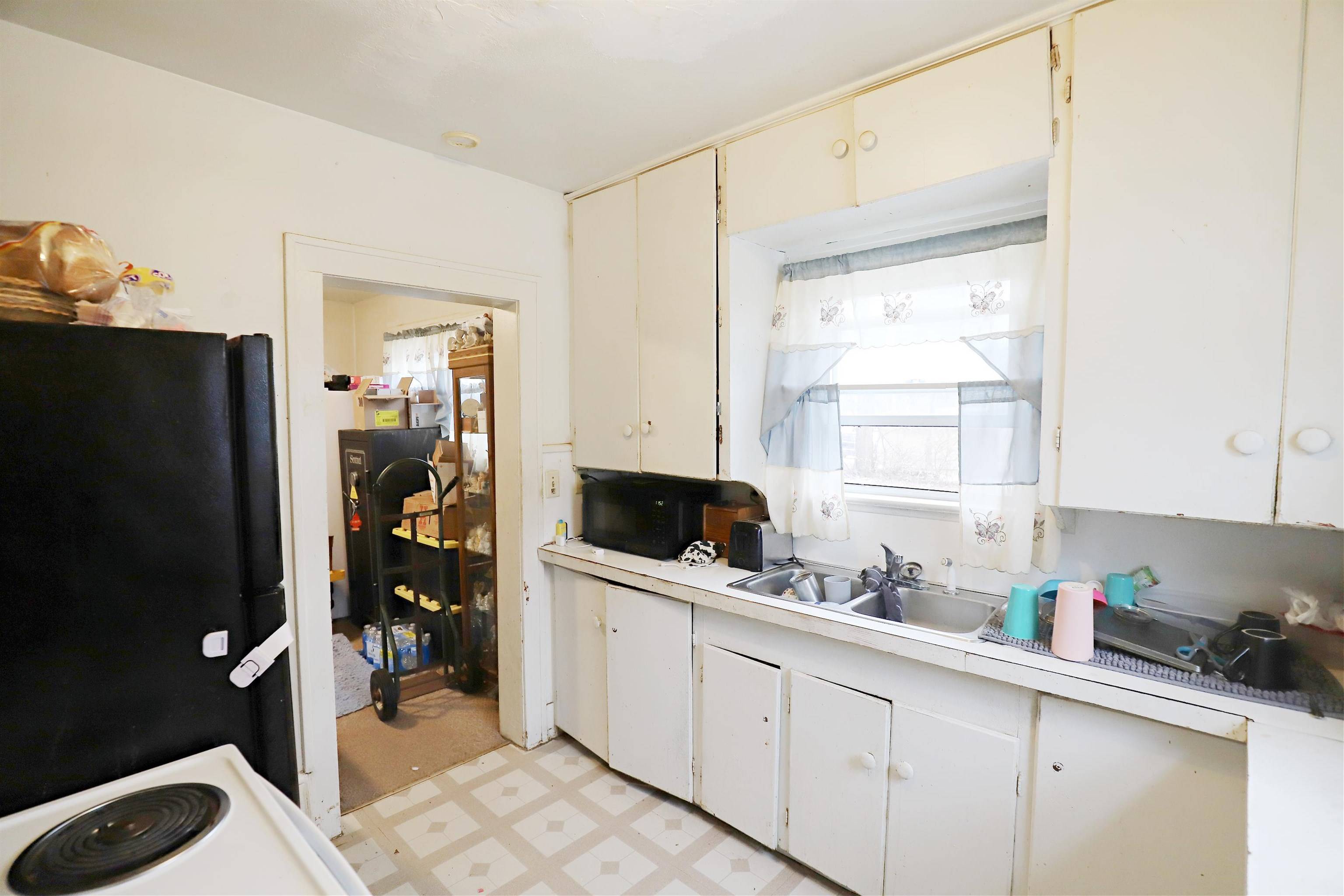 Montrose, MI 48457,245 N Saginaw ST