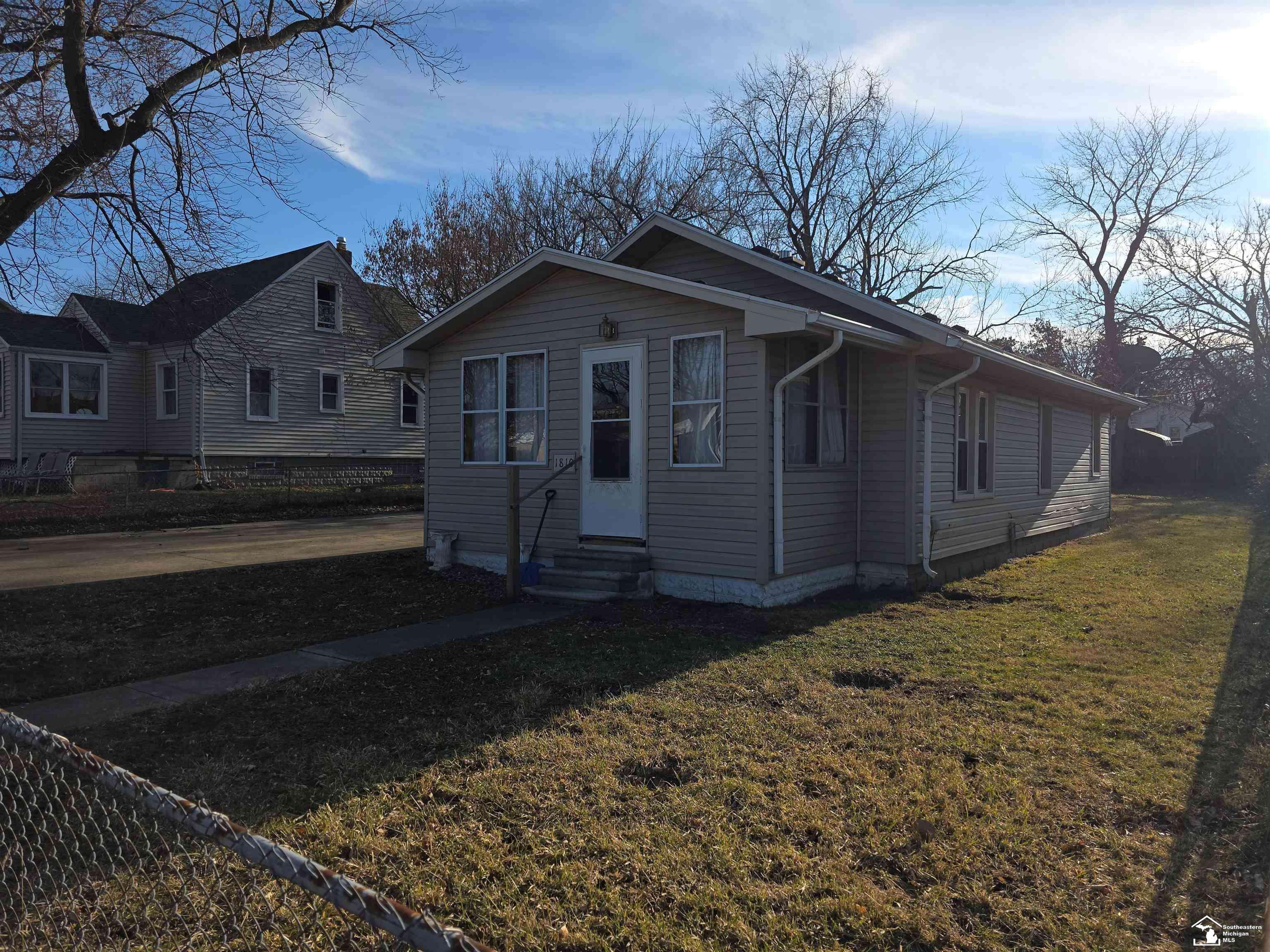 Monroe, MI 48161,1810 Peters ST