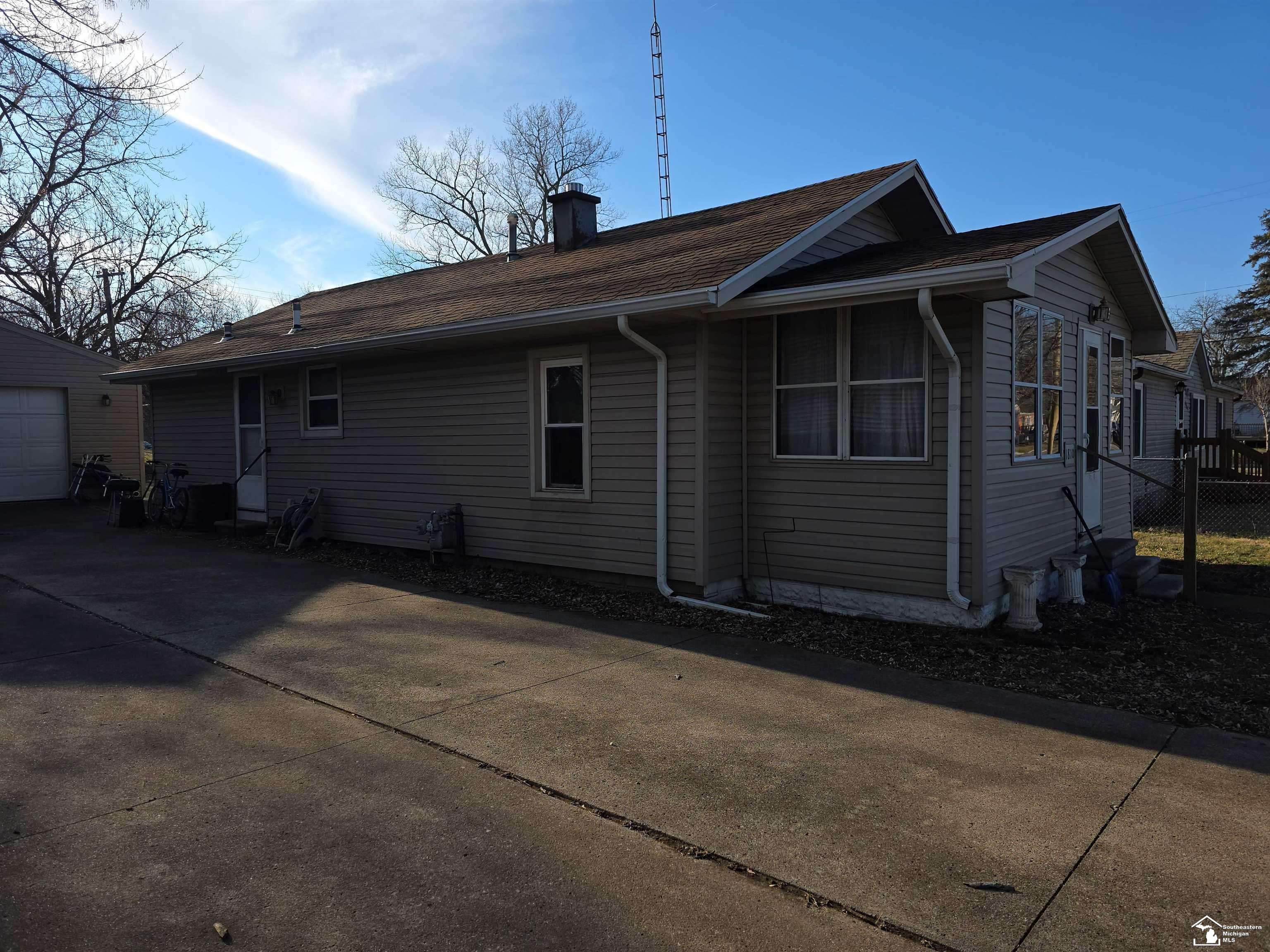 Monroe, MI 48161,1810 Peters ST