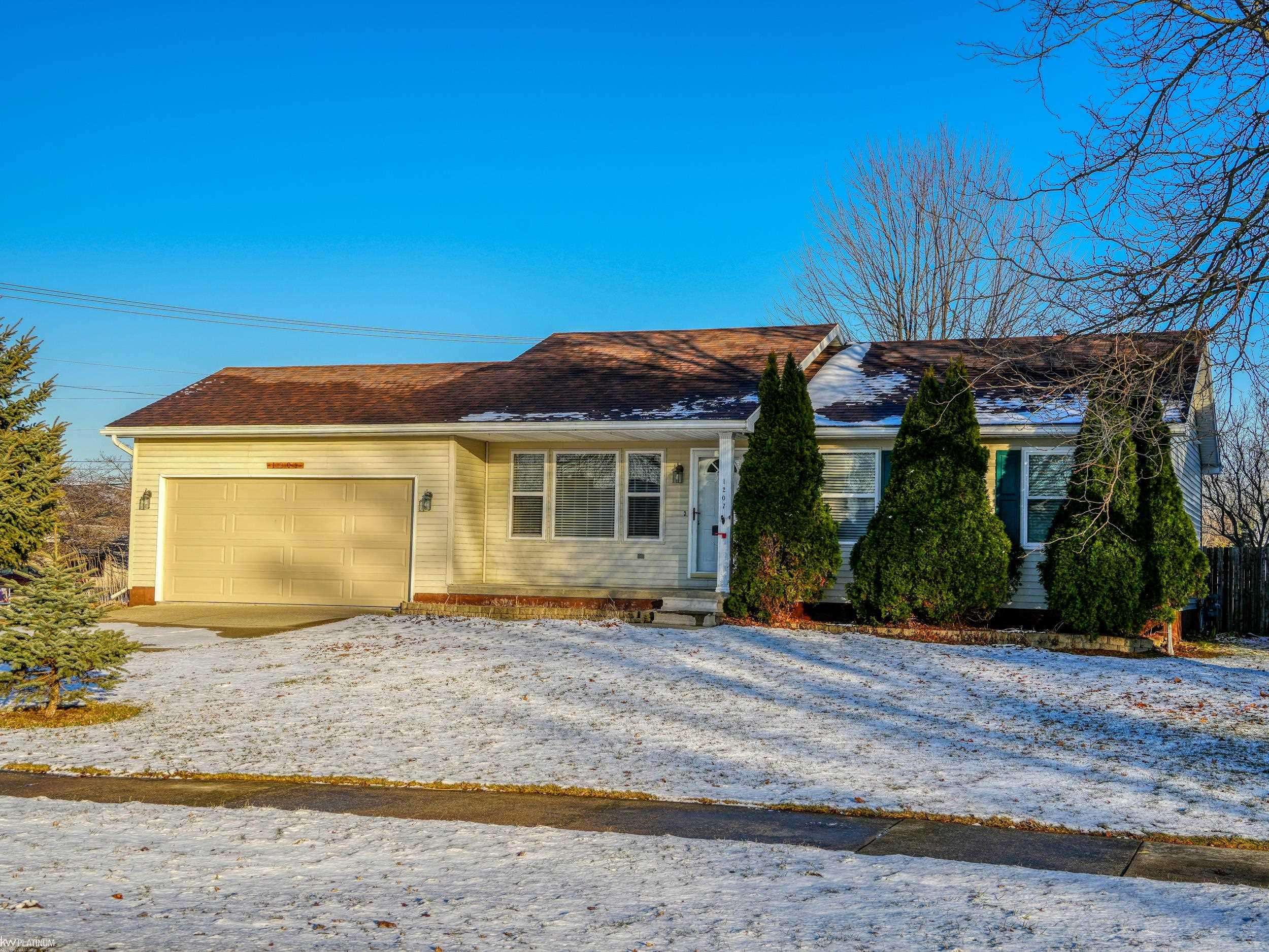 Marysville, MI 48040,1207 Colorado ST