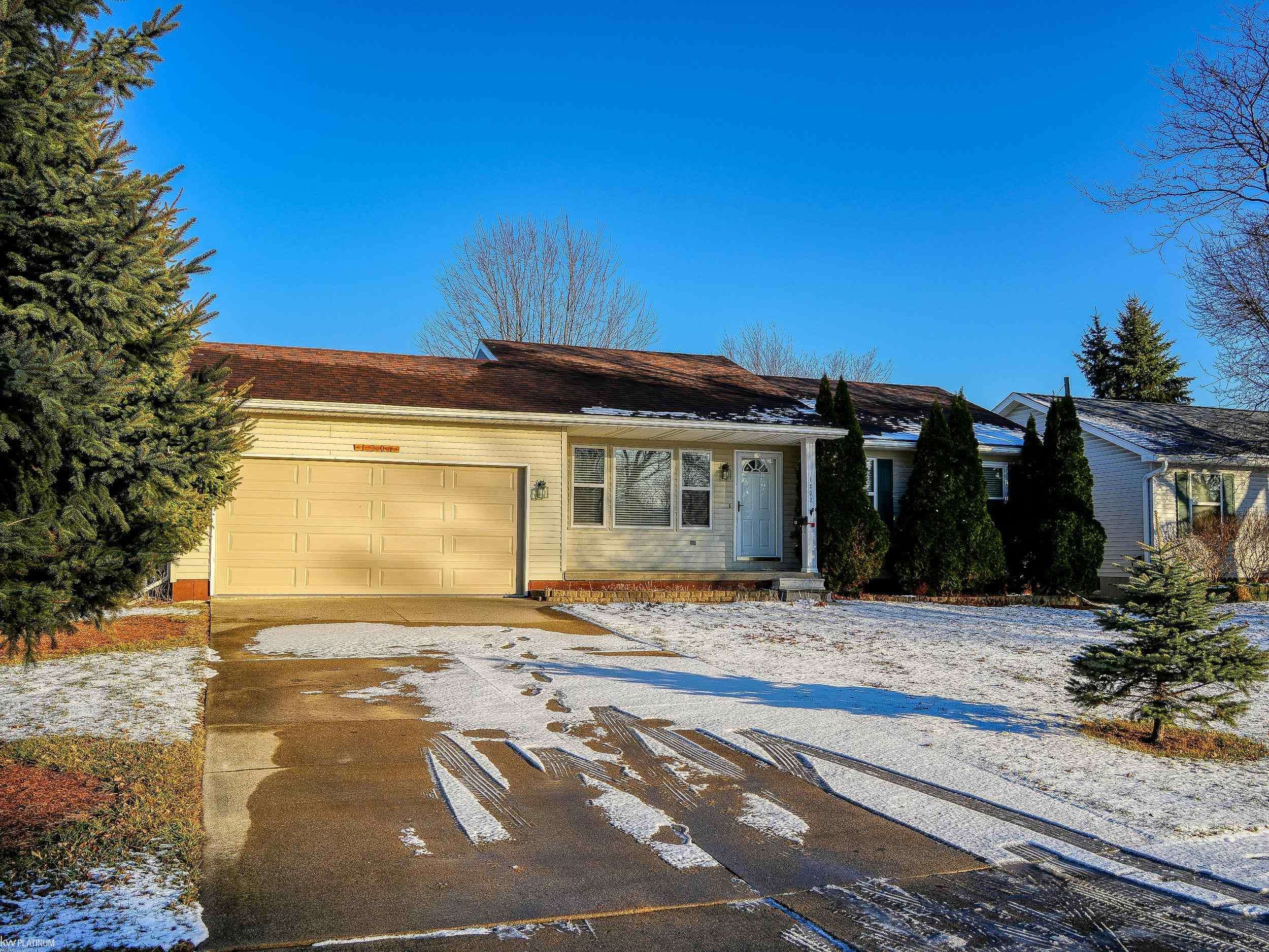 Marysville, MI 48040,1207 Colorado ST