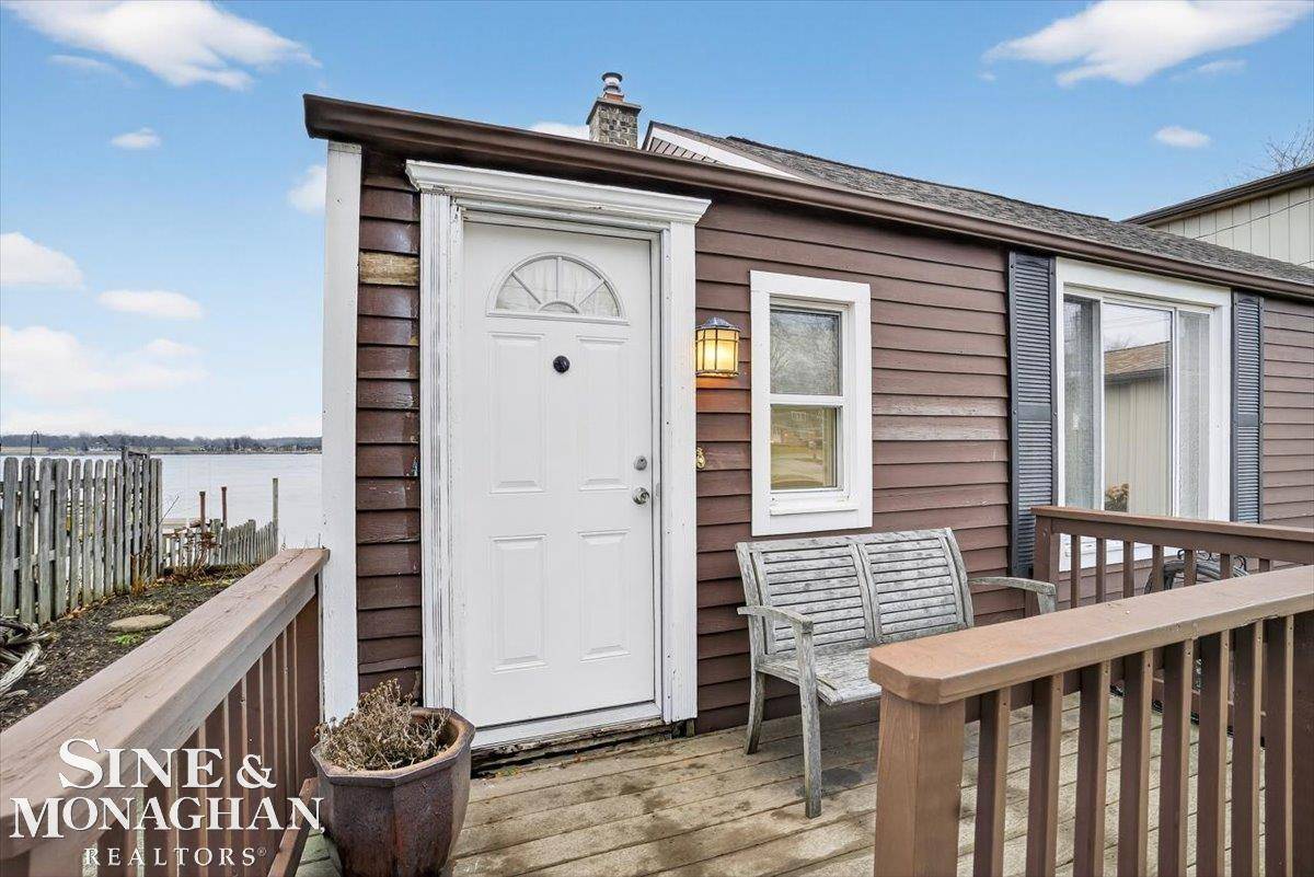 Saint Clair, MI 48079,1551 Oakland AVE