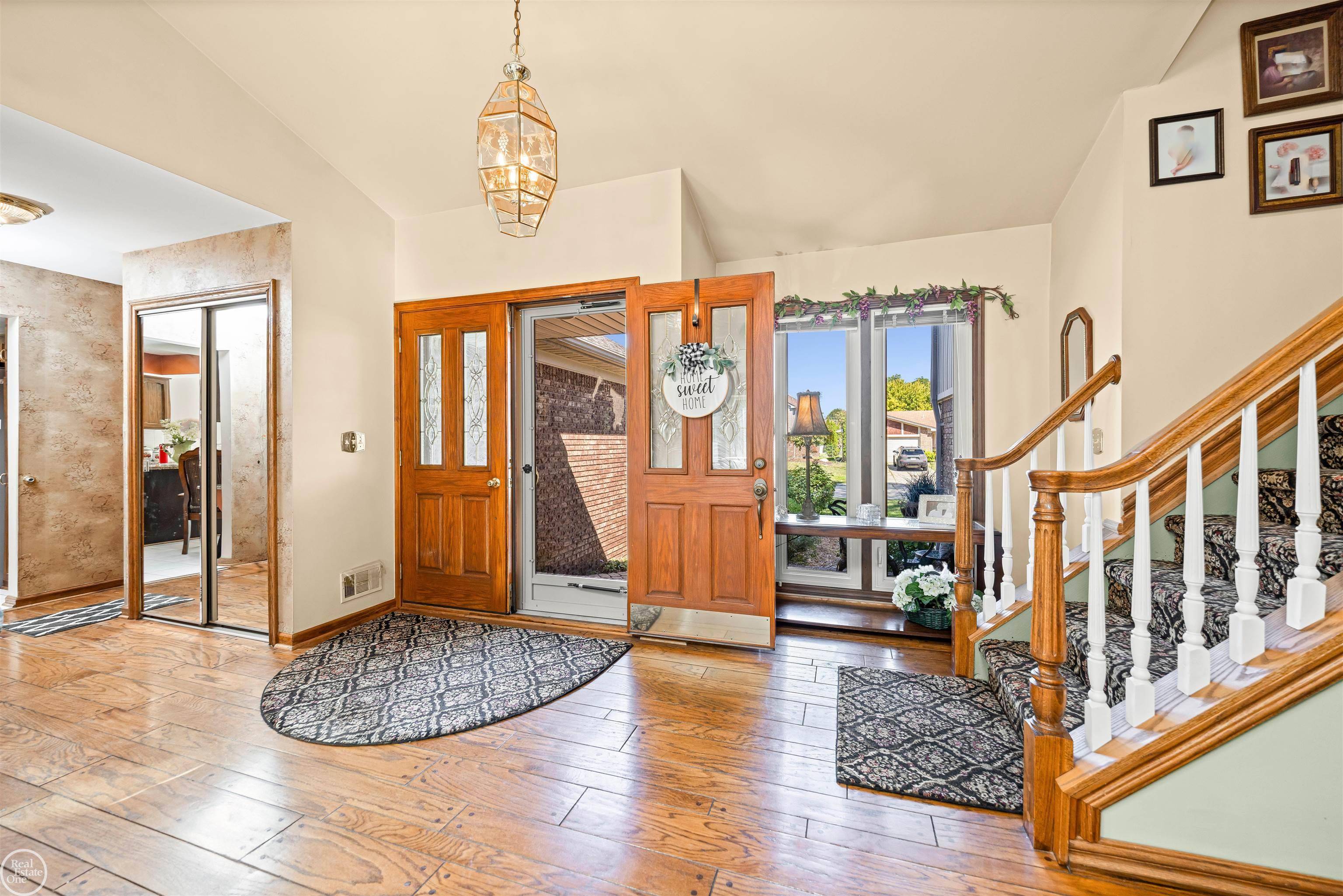 Clinton Township, MI 48038,15492 S Royal Doulton Blvd BLVD