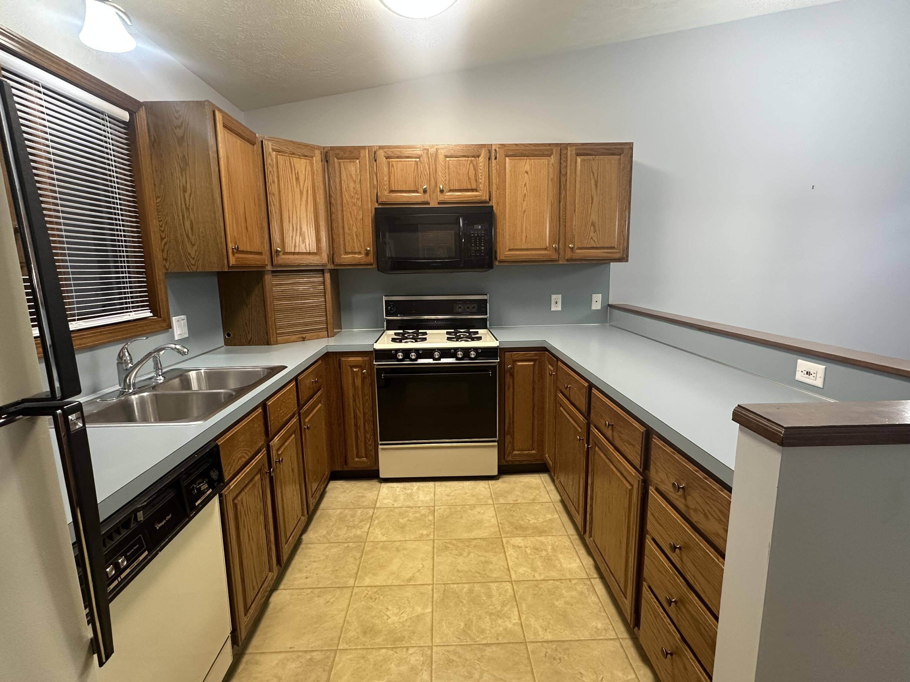 Byron Center, MI 49315,854 Amberwood W DR SW