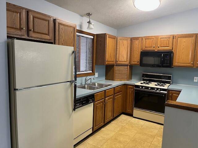 Byron Center, MI 49315,854 Amberwood W DR SW