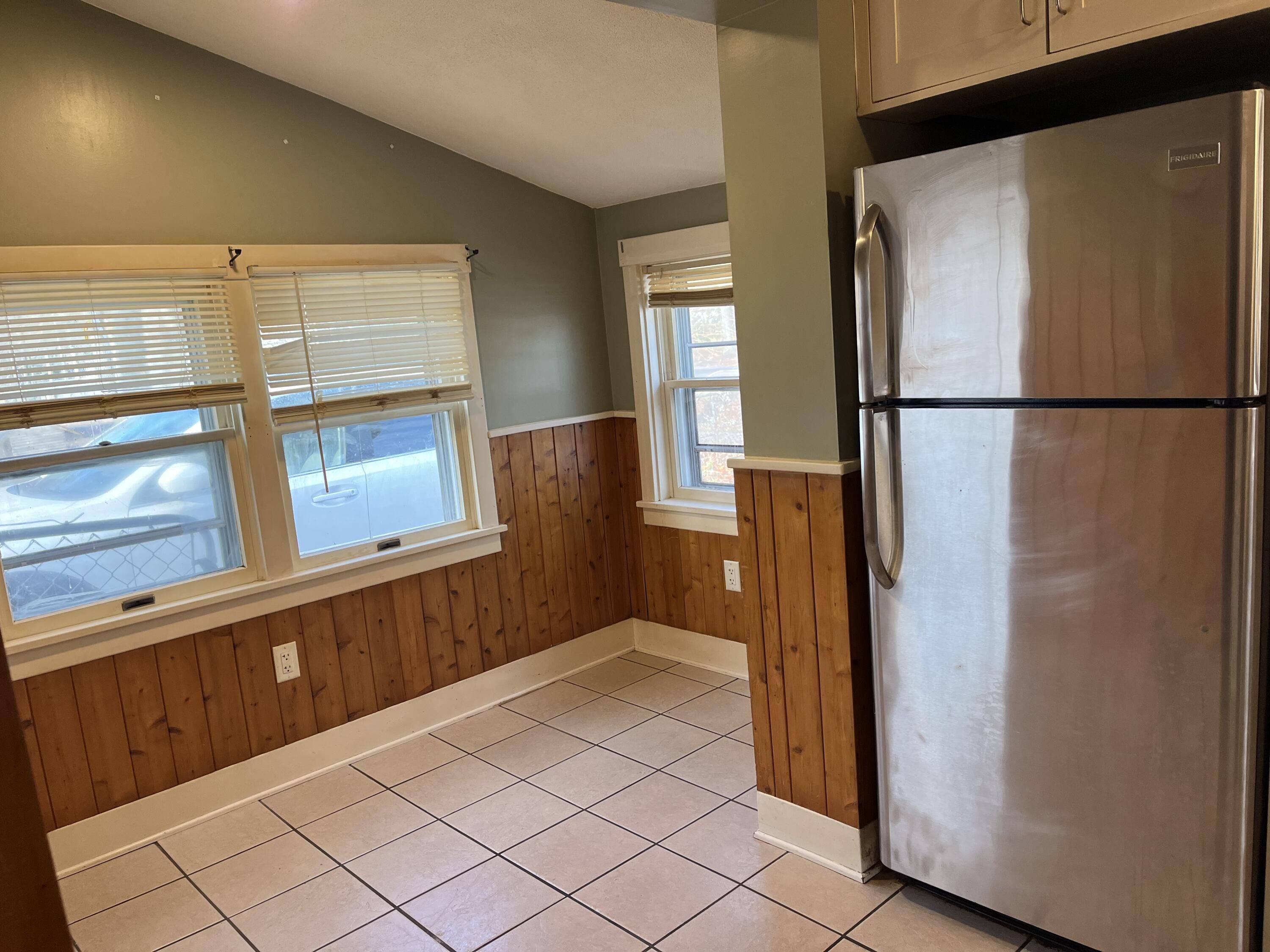 Grand Haven, MI 49417,14974 Groesbeck ST