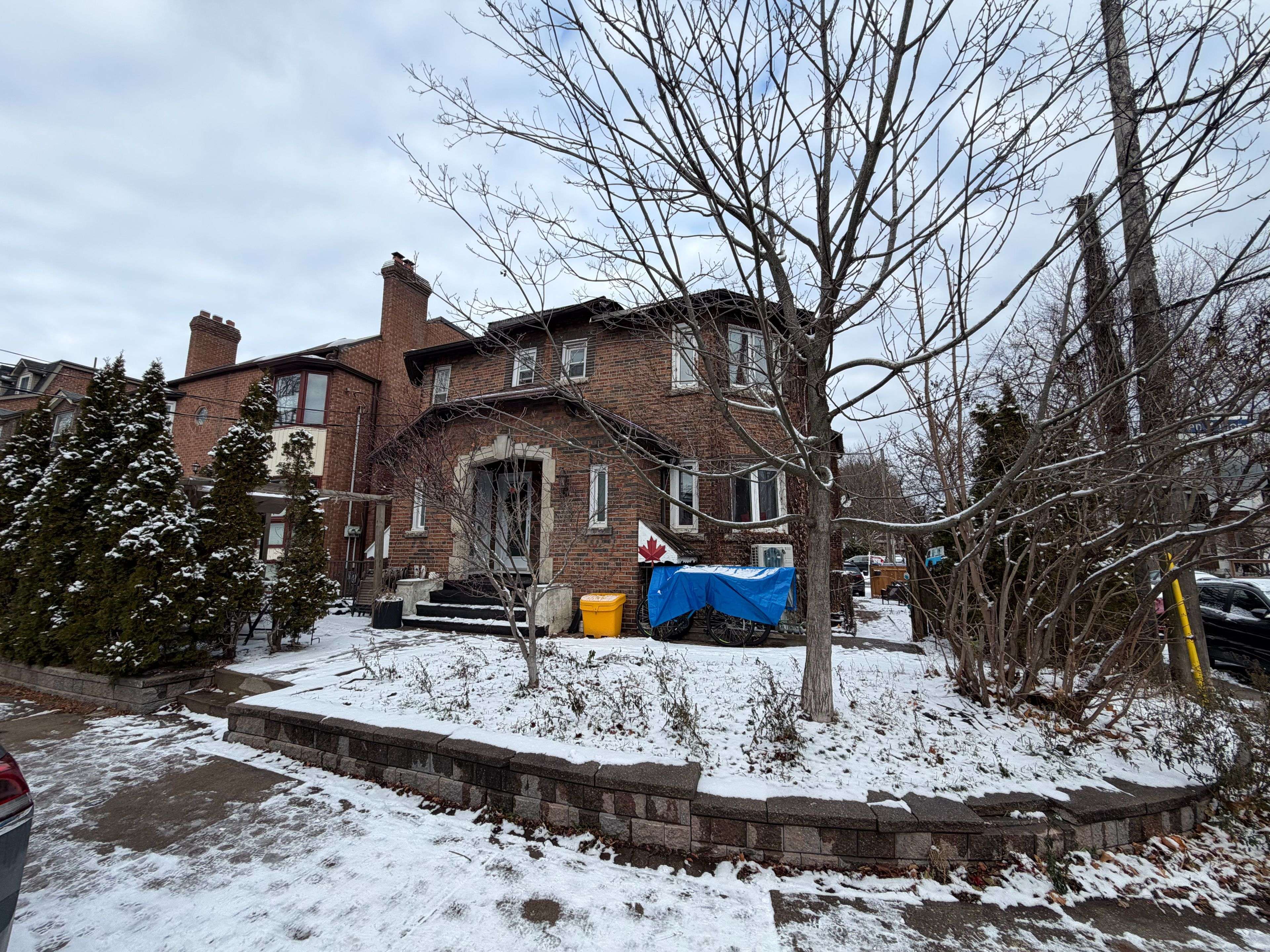 Toronto E02, ON M4E 2X5,43 Glen Manor DR #Upper