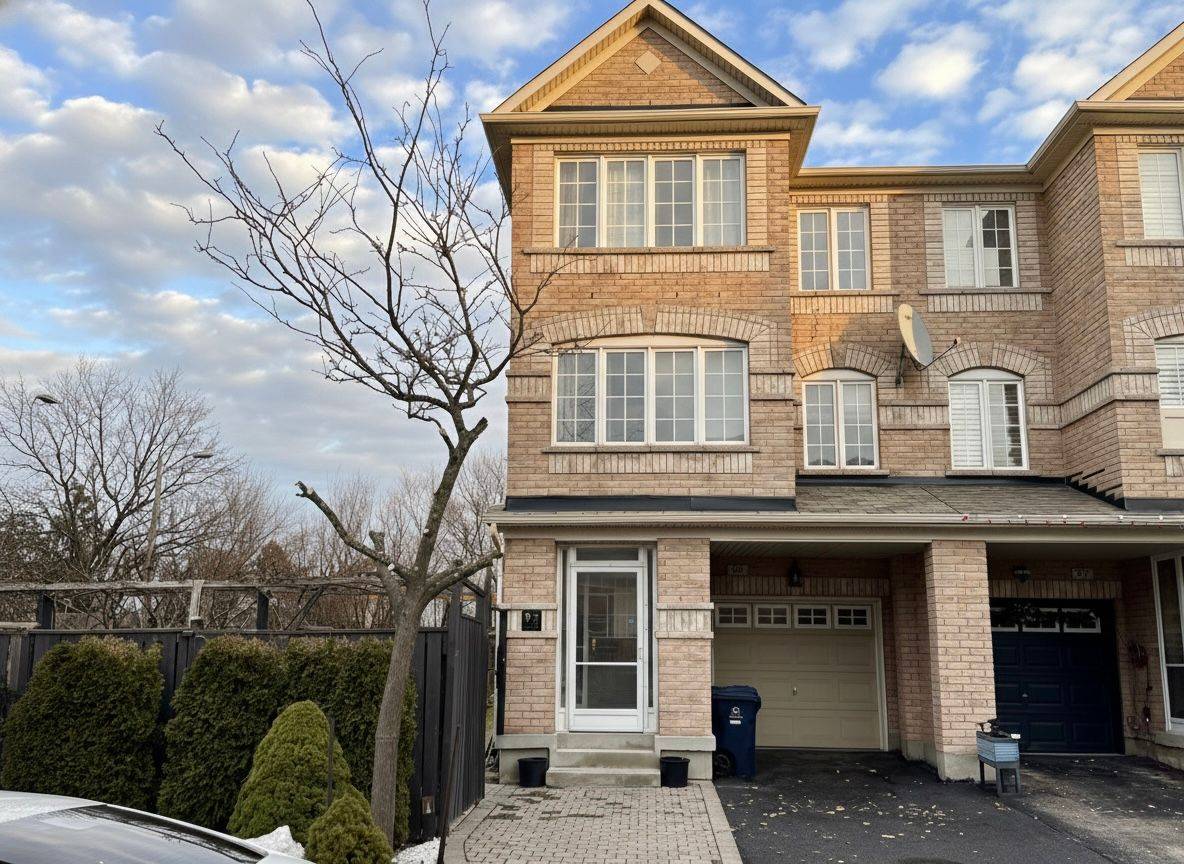 Toronto E04, ON M1L 0A4,99 Pilkington DR #BSMT