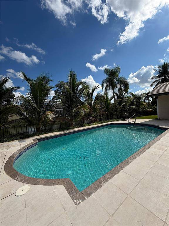 Plantation, FL 33322,1260 NW 101st Ave