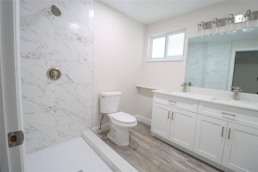 Pompano Beach, FL 33068,6861 SW 18 St