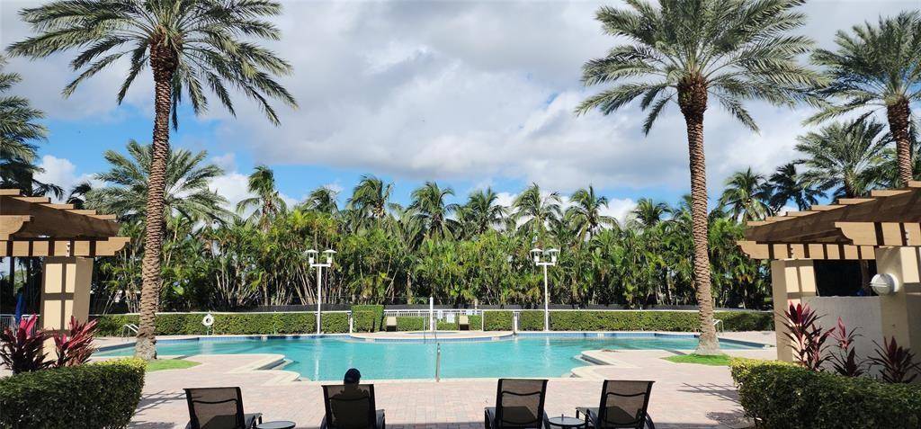 Hallandale Beach, FL 33009,1745 E Hallandale Beach Blvd #1906W