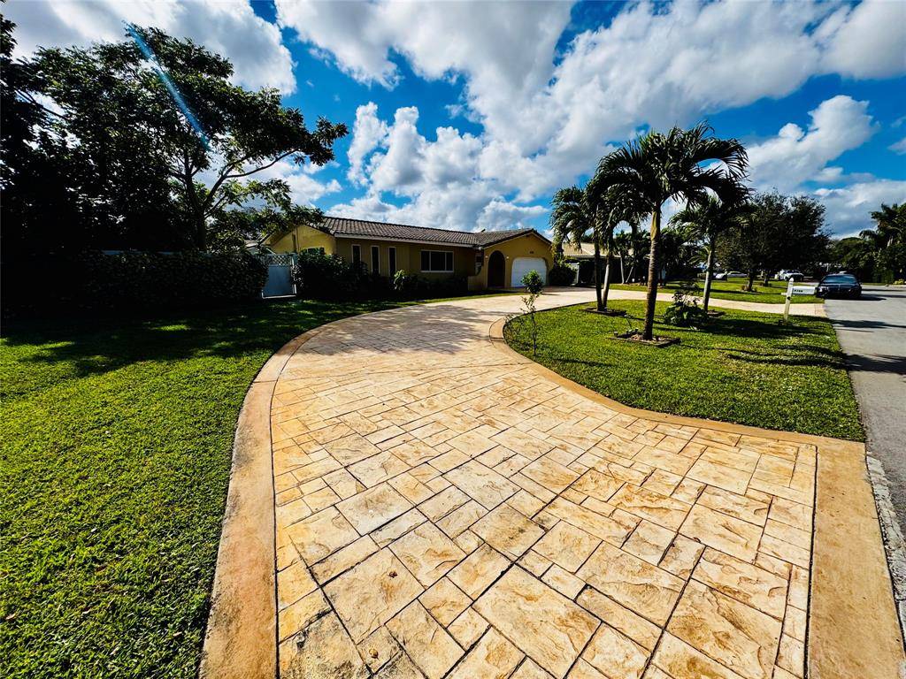 Coral Springs, FL 33065,8306 NW 36th St