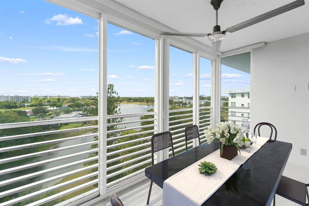 Pompano Beach, FL 33069,3010 N Course Dr #911