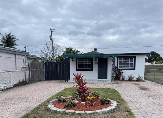 Greenacres, FL 33463,350 Walker Ave