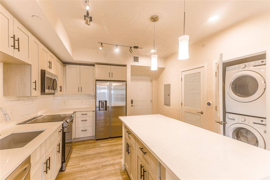 Sunrise, FL 33351,8894 NW 44th ST #2-310