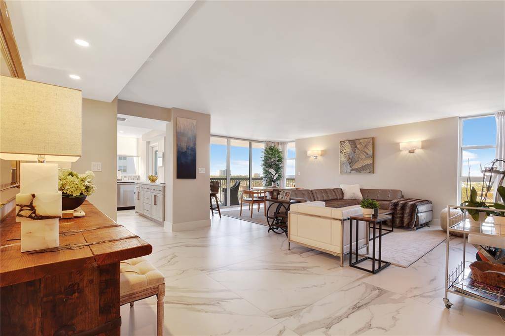 Pompano Beach, FL 33062,1361 S Ocean Blvd #910